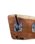 Закачалка от възстановен бряст с естествени ръбове и метални кукички - Image 2