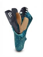 Дървен държач от спасена акация, боядисан в тюркоазен цвят - Image 3