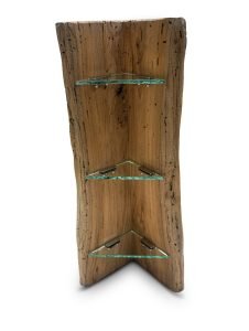 Ъглов стенен дъбов склад със стъклени рафтове